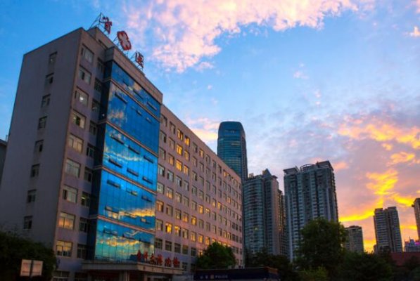 贵州省人民医院美容科怎么样?价格表|医生名单|项目介绍,医美指南! 贵州省人民医院美容科怎么样?价格表|医生名单|项目介绍,医美指南!