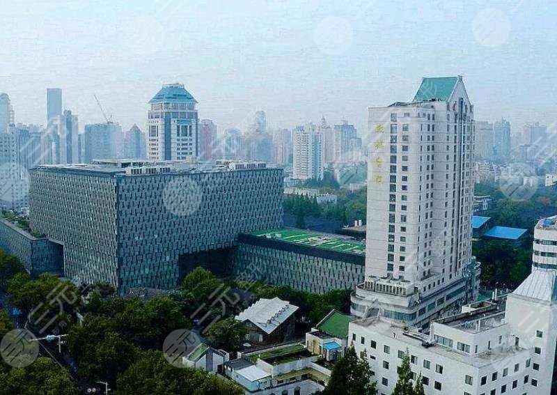 鼓楼医院环境图