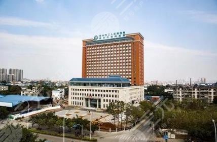 柳州市工人医院双眼皮修复手术怎么样?价格表2024新览! 柳州市工人医院双眼皮修复手术怎么样?价格表2024新览!