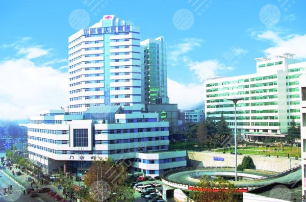 江苏人民医院下巴假体前后对比,洋气和土气只差一个下巴! 江苏人民医院下巴假体前后对比,洋气和土气只差一个下巴!