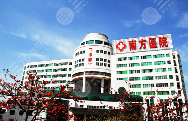 广州口腔医院排名前五揭秘！广大、圣贝哪家好？测评及资料分享！