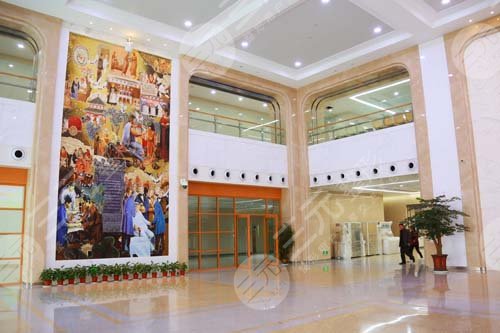 常州发际线种植医院三甲排名公布！市一院、二院对比，实力哪家好？揭秘~